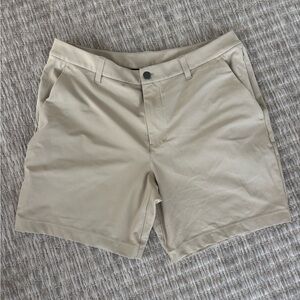 Men’s Lululemon commission shorts 7in inseam in tan khaki